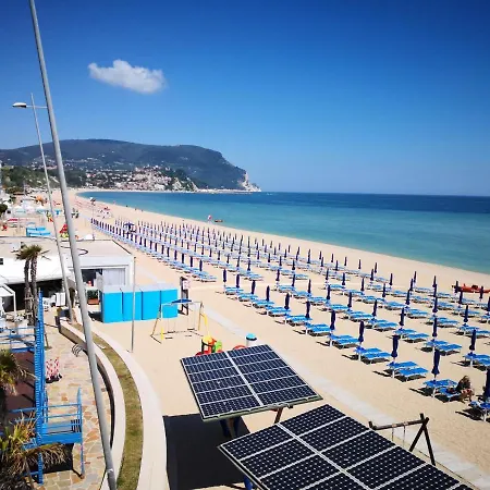 Attico In Centro A 公寓